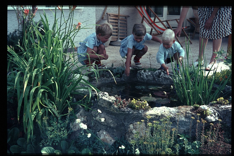 01.Regensburg jun 1966 Brigitte,Marion,Peter.JPG